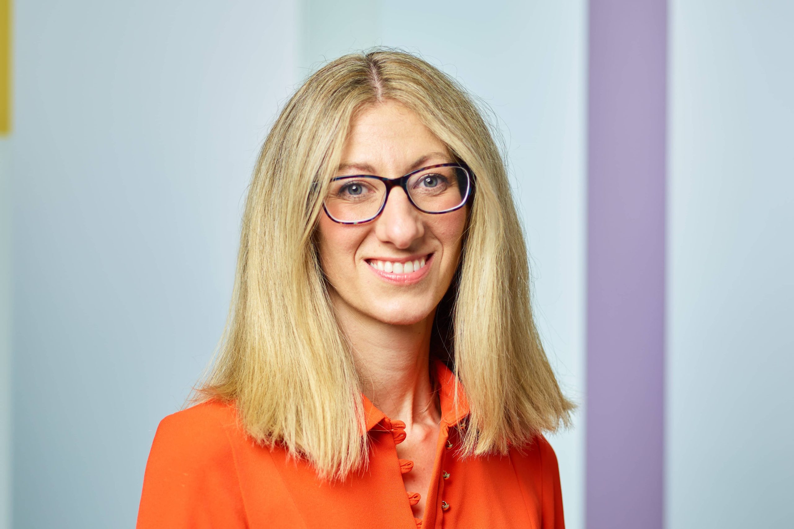 Lucy Dunbar headshot